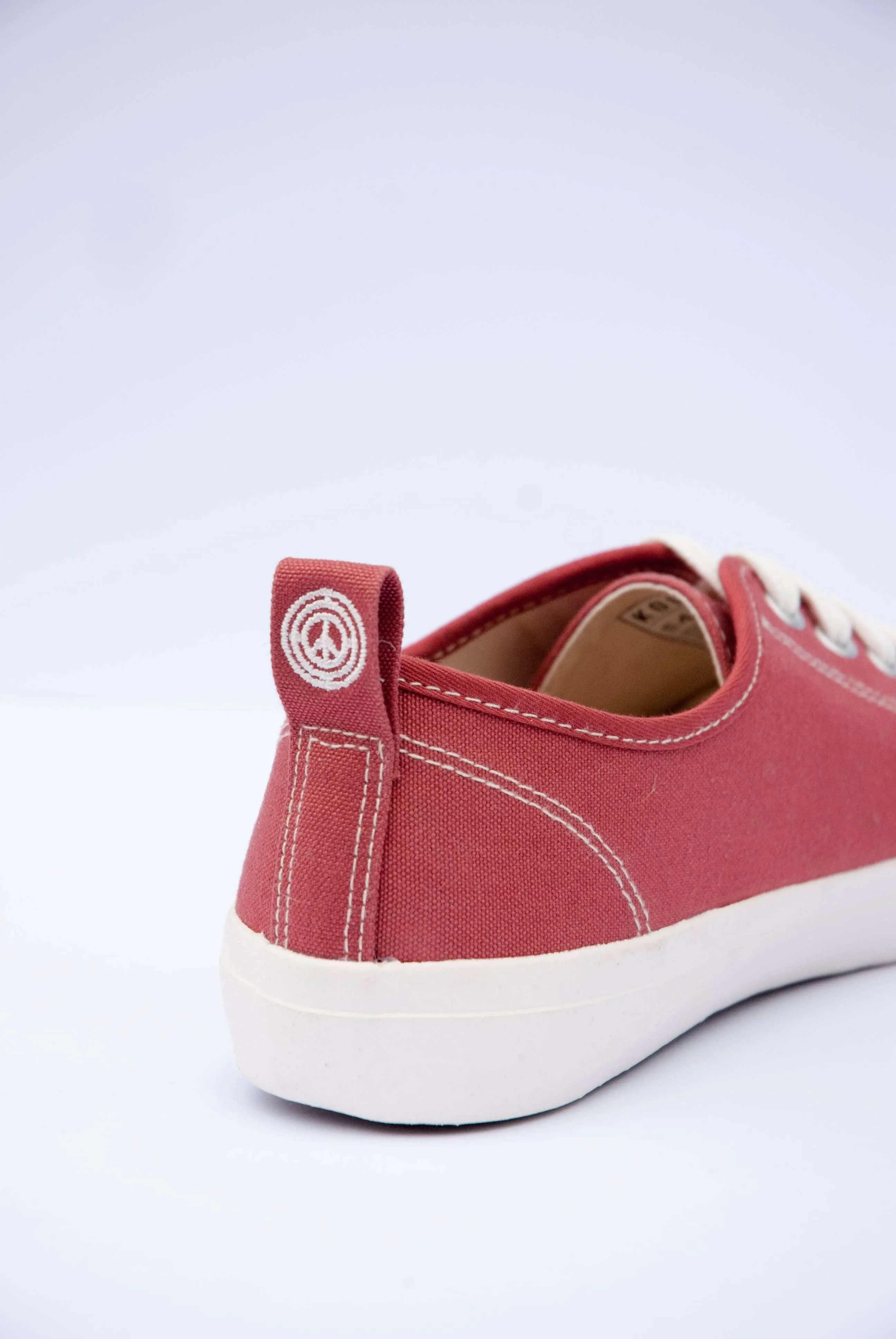 Eco Sneako Women's Classic Sneakers | Red