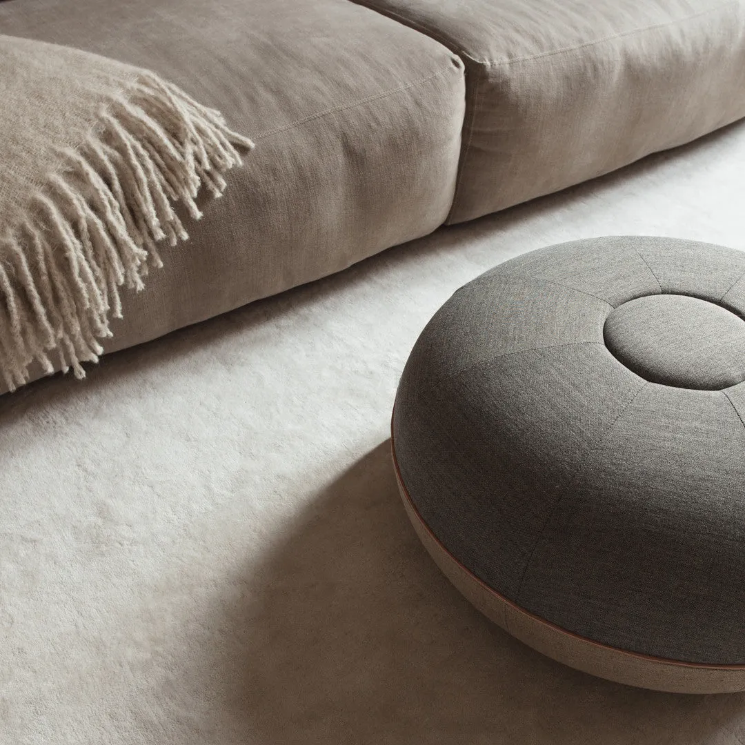 Fritz Hansen Pouf Large