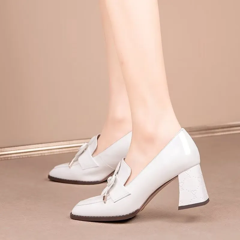 Modish Bow Fashion Slip On Low-med Heels