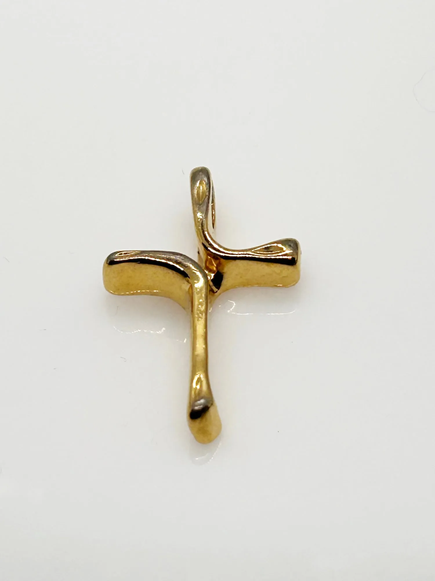 Sophisticated and Simple Curving Modernist Cross Pendant